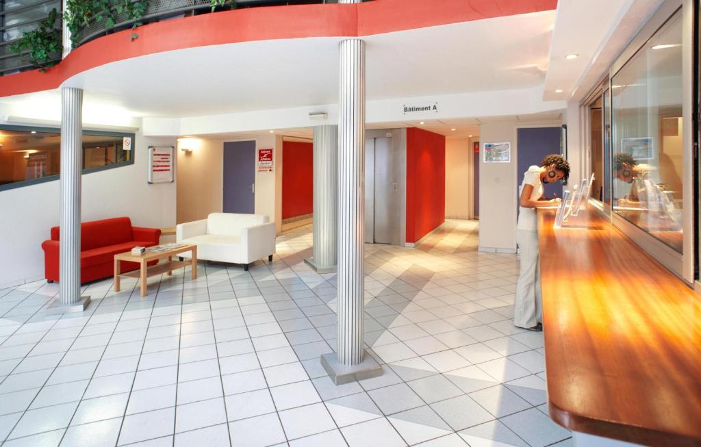 Apartahotel Séjours&affaires De L'yser Burdeos